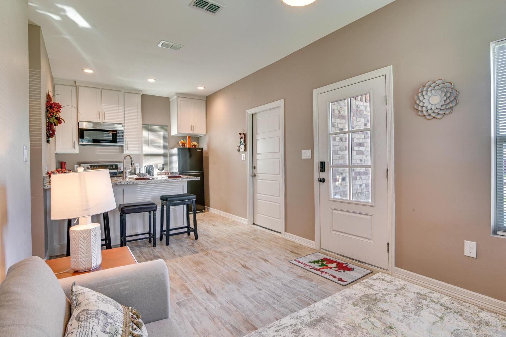 Pet-Friendly Brownsville Apartment With Yard! Dış mekan fotoğraf